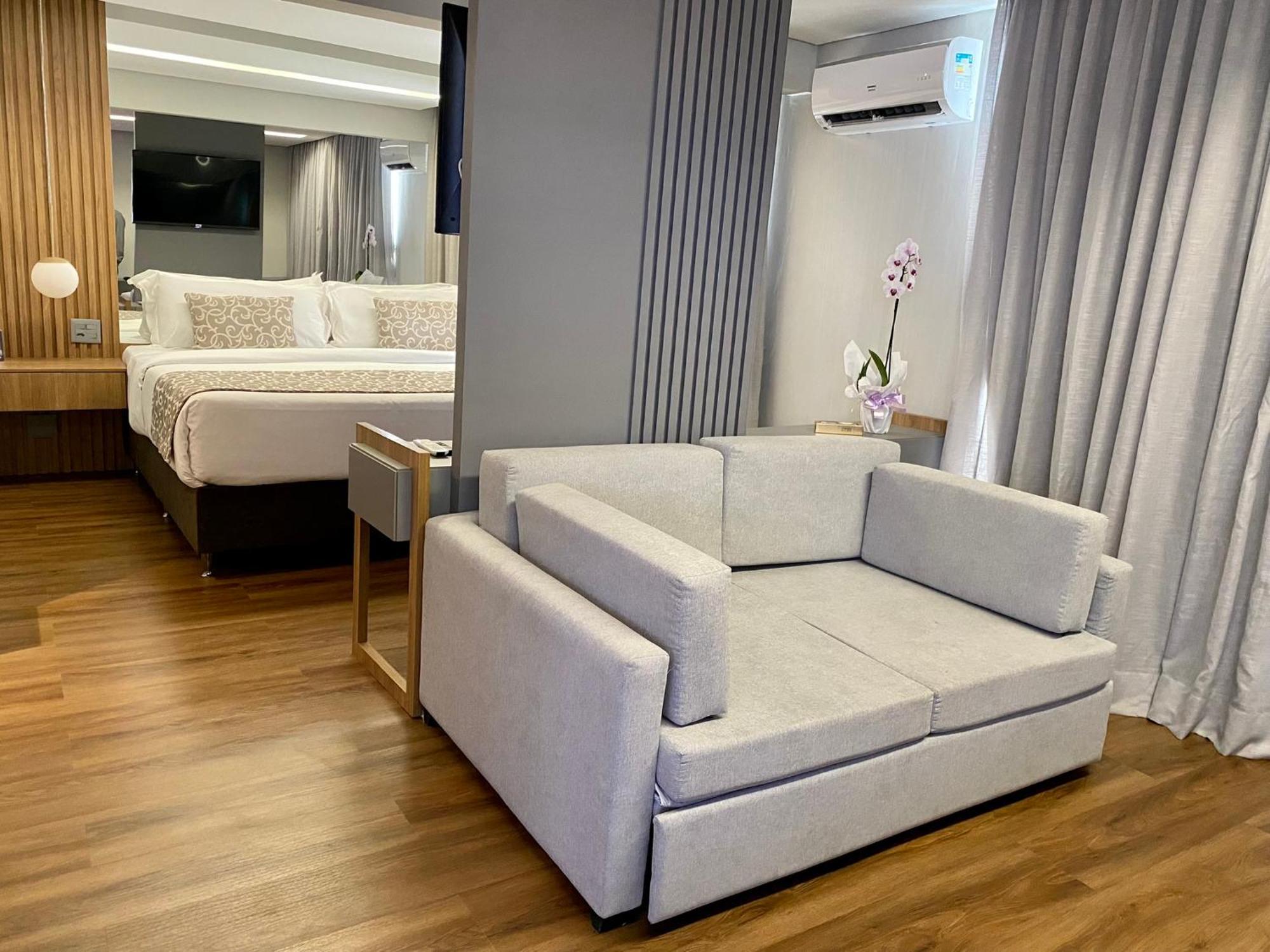 Penthouse Suite Spa Bath Panoramic View