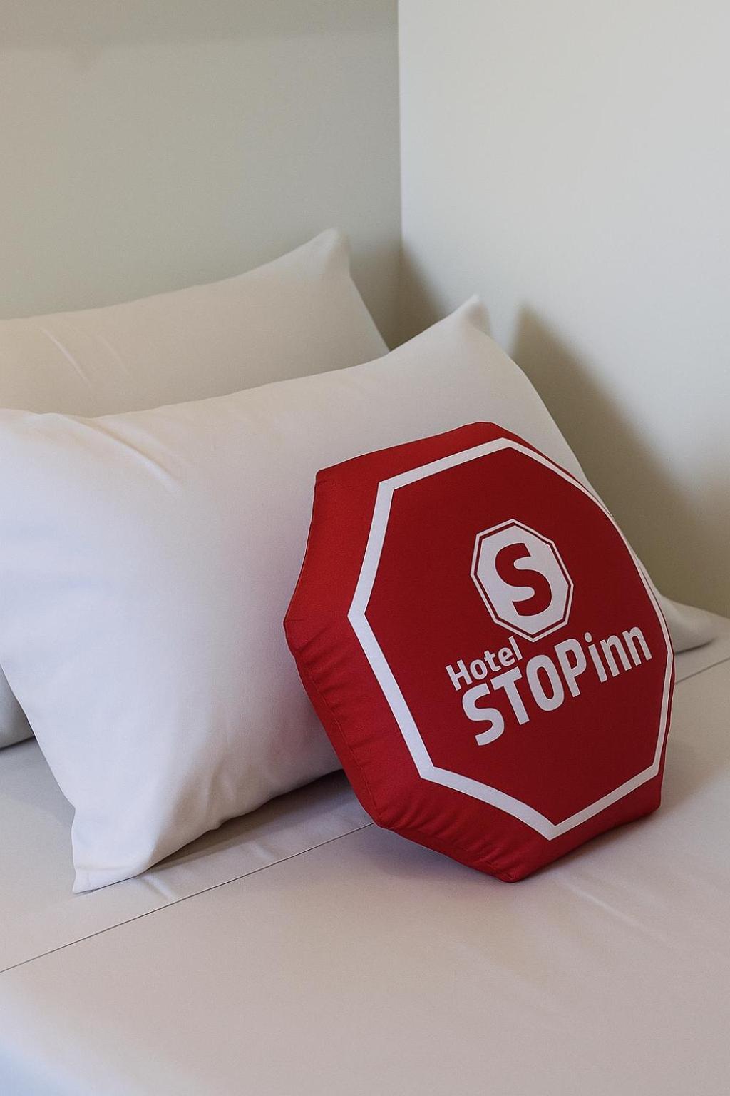 Standard Twin Room,1685084502:JPEG