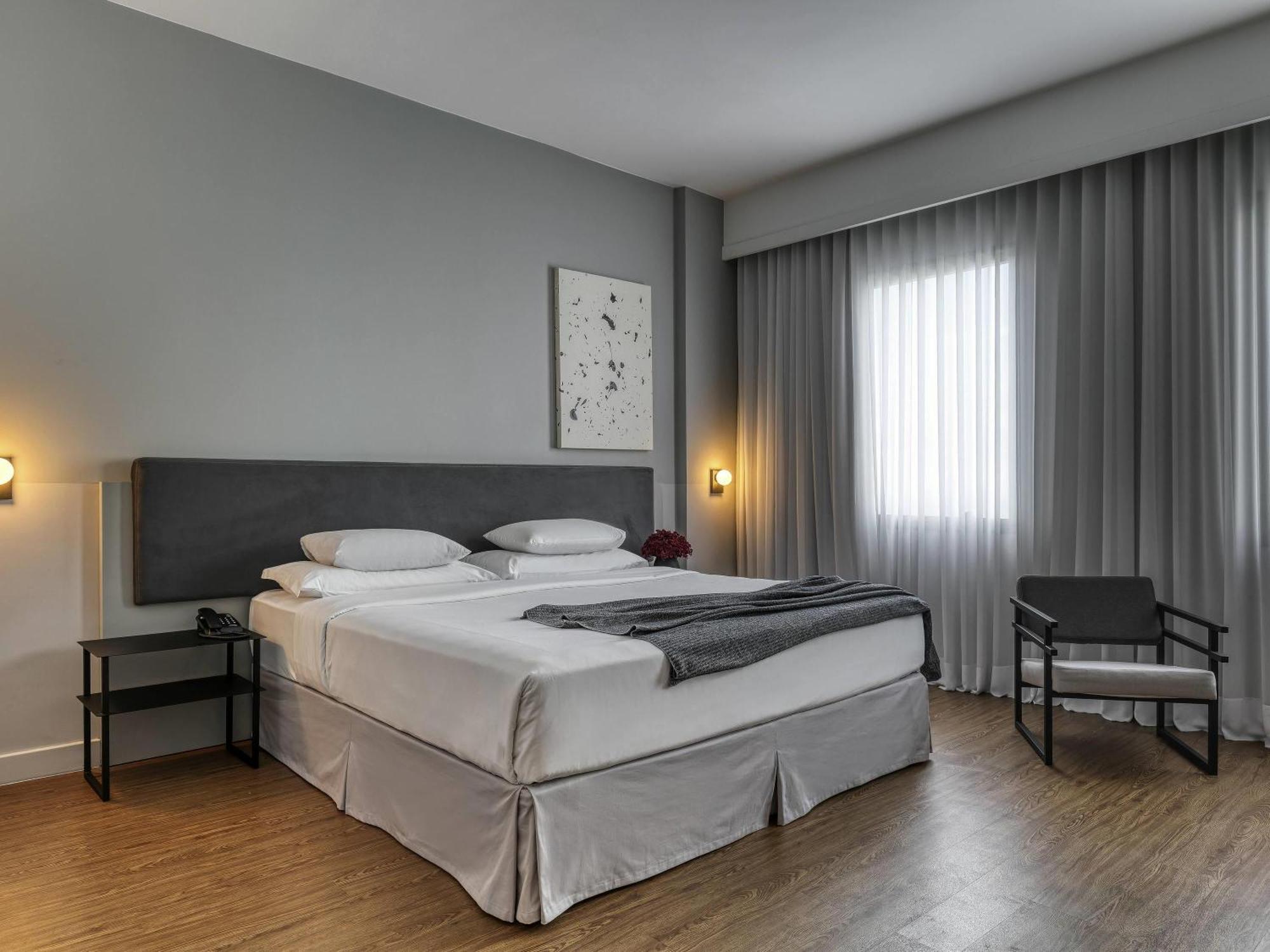 Premium King Room,1717023314:JPEG