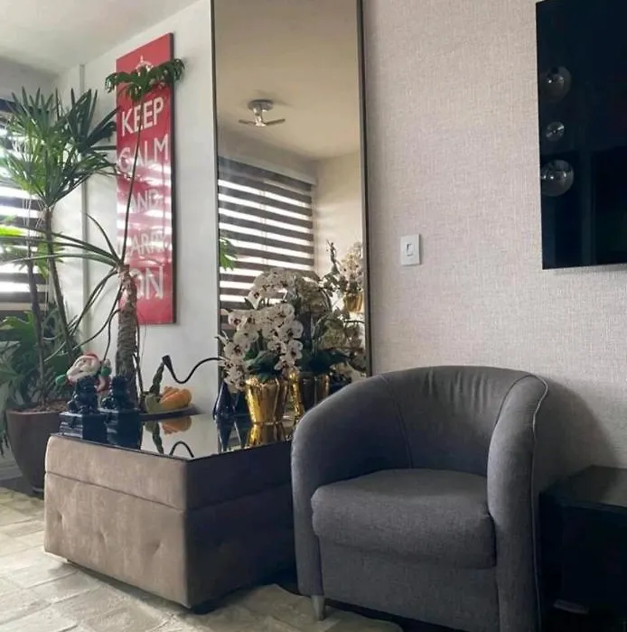 Apartamento Charmoso Com Piscina-1