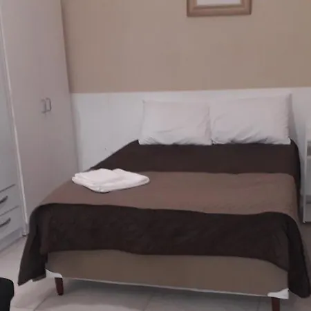 Bh Expo Suites & Kitnetes-2