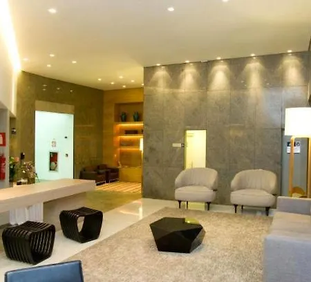 Max Savassi Luxury-3